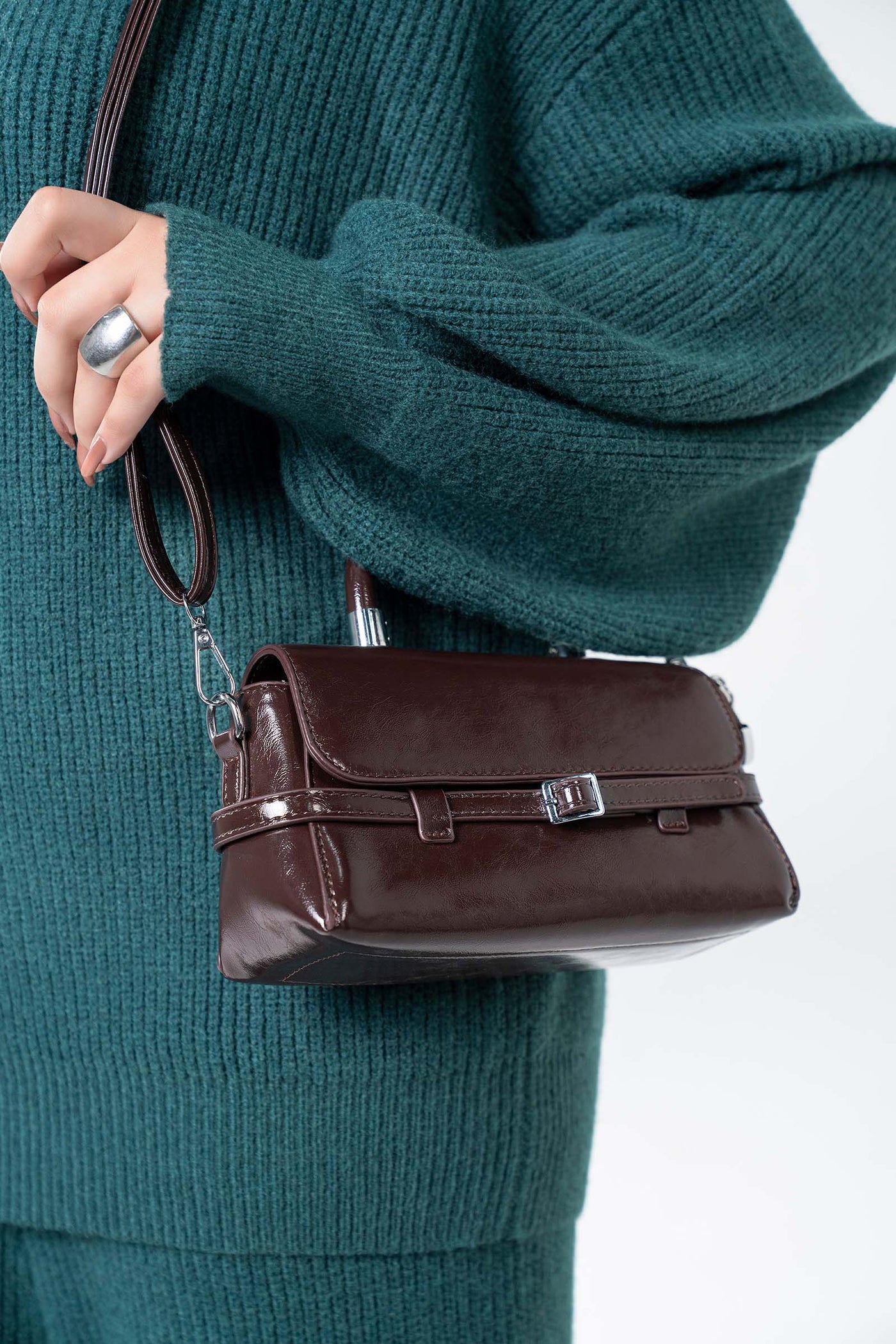 Elongated Trapeze Bag