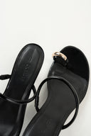 Toe-ring strappy heels