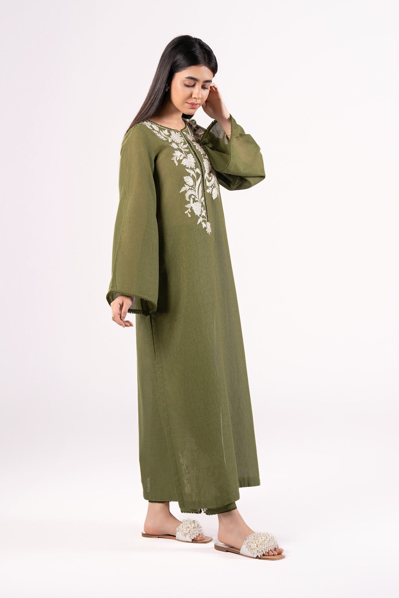 2 Pc Embroidered Karandi Suit | MB-CS25-88-B