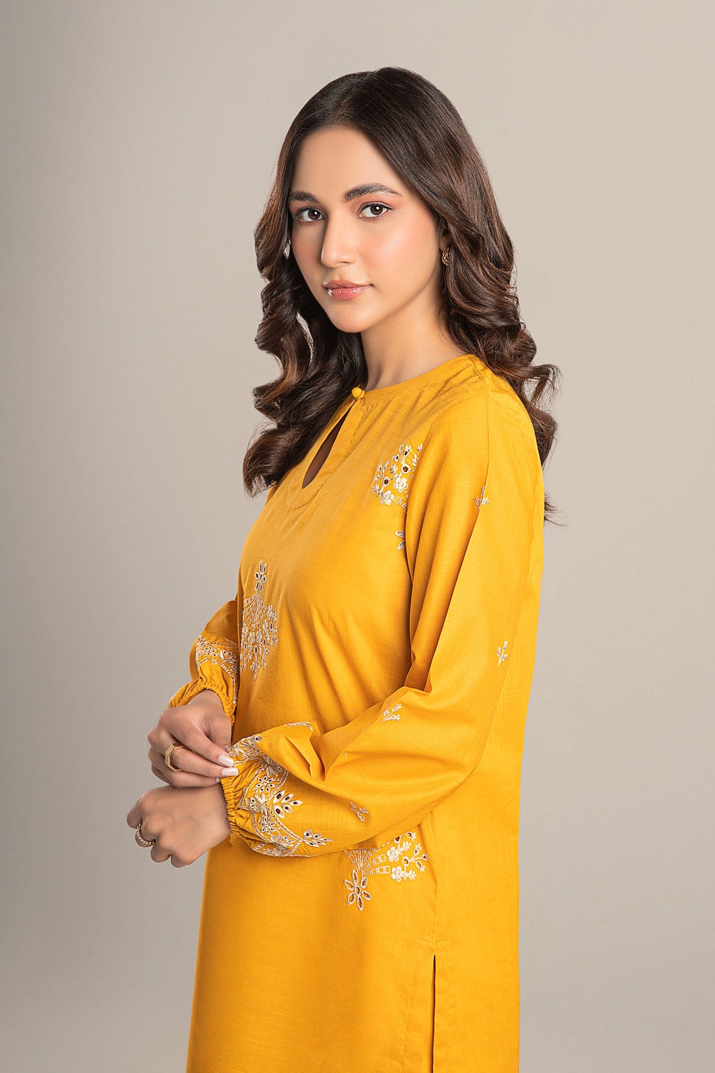 2 Pc Embroidered Crosshatch Lawn Suit