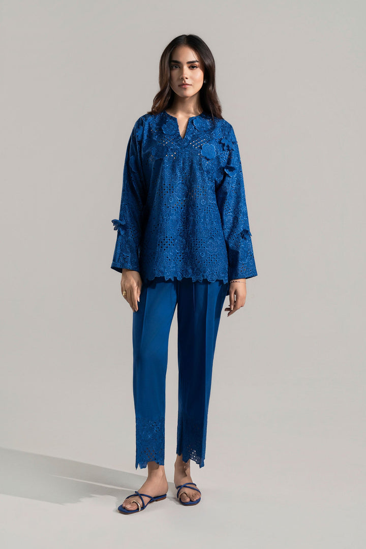 2 Pc Embroidered Lawn Suit Casuals MB2690B-ESM-EBU