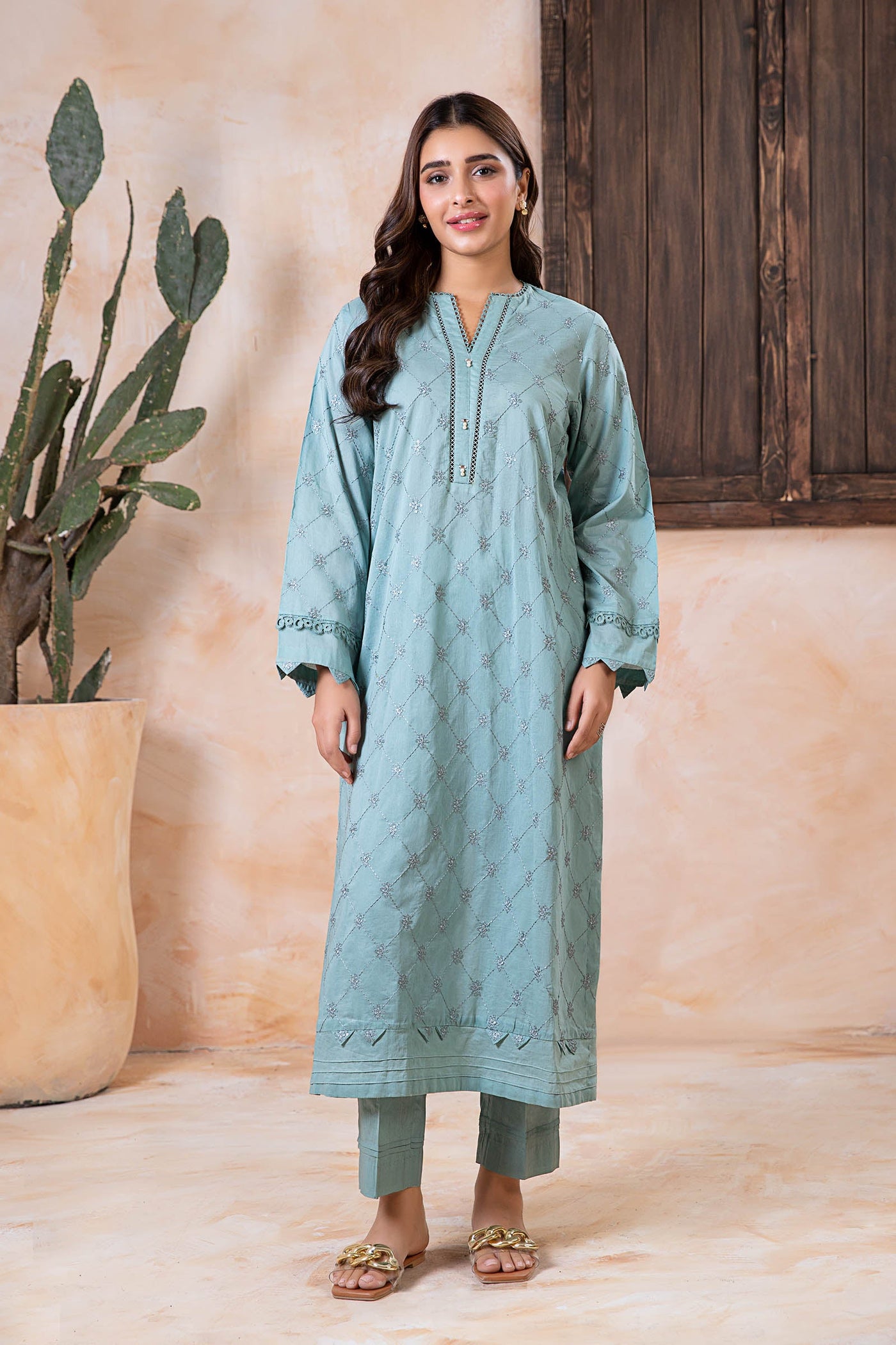 2 Piece Embroidered Lawn Suit