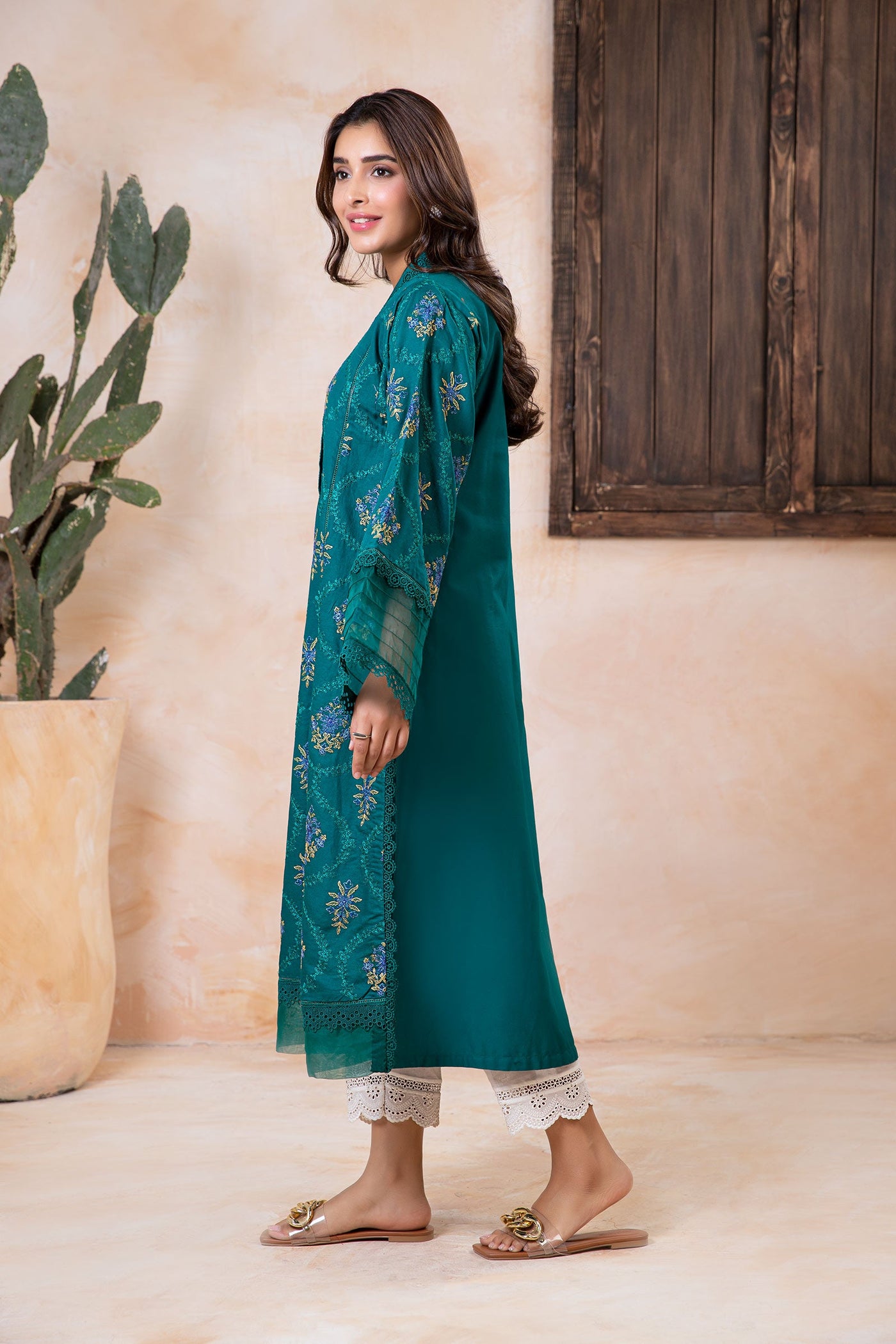 Embroidered Lawn Kurta