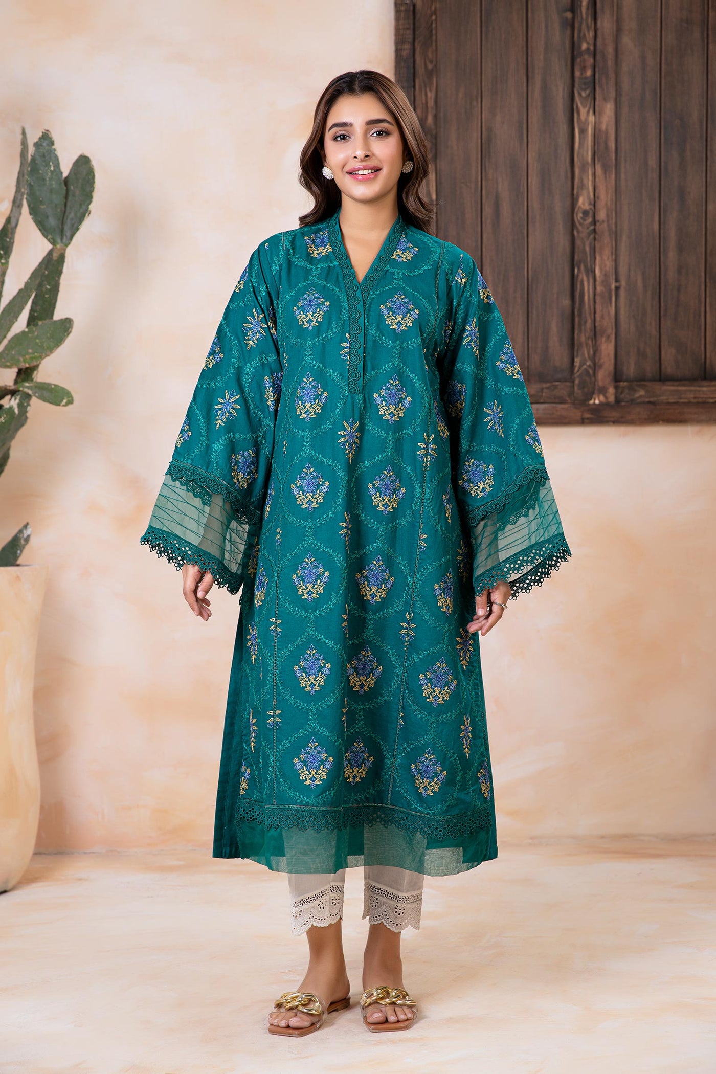Embroidered Lawn Kurta