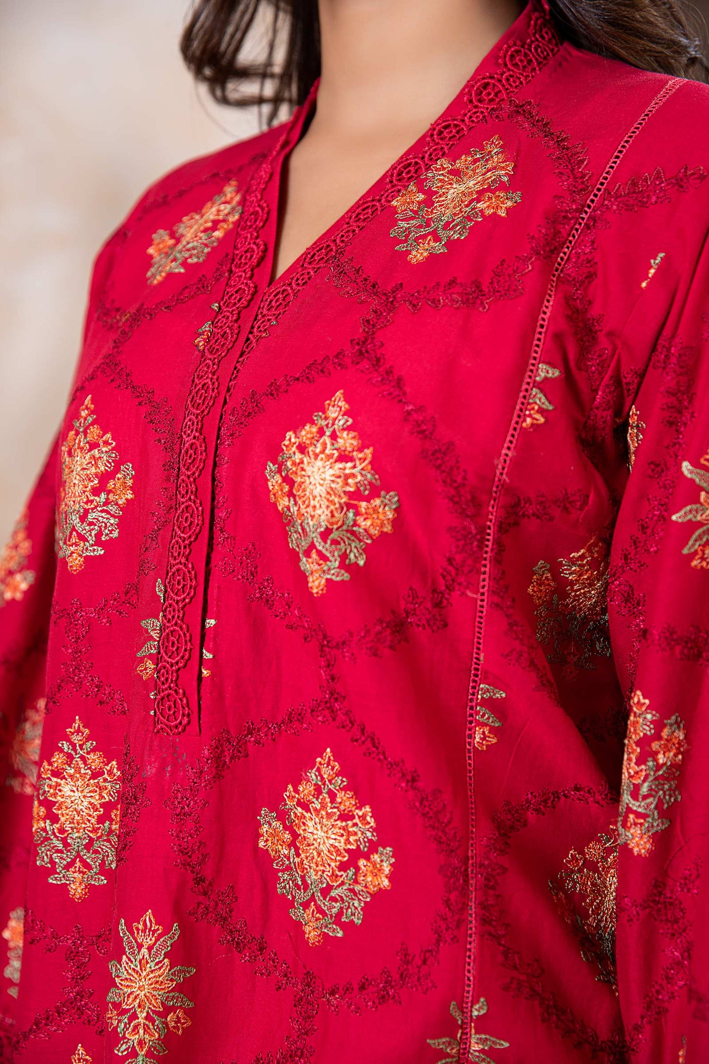 Embroidered Lawn Kurta