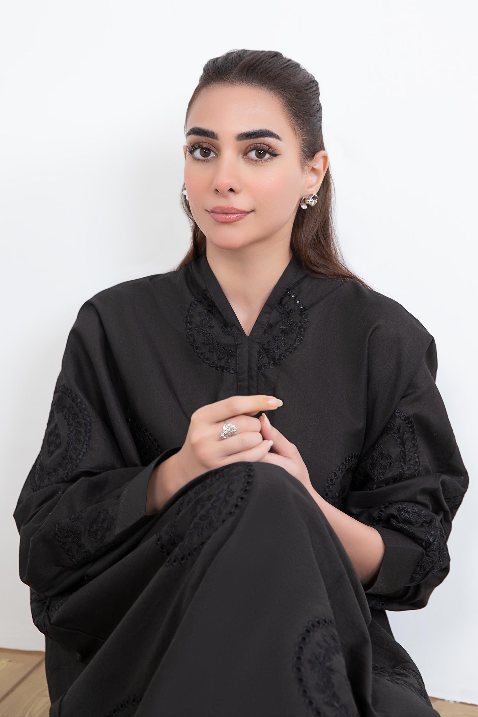 Embroidered Lawn Tunic M Basics By Maria B PK Embroidered lawn tunic m basics by maria b pk