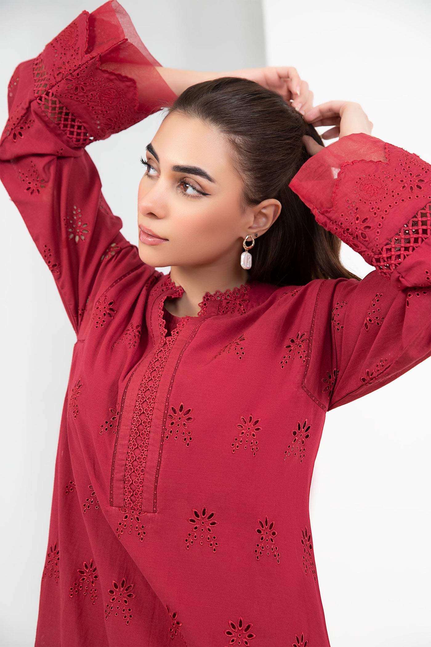 Embroidered Lawn Kurta