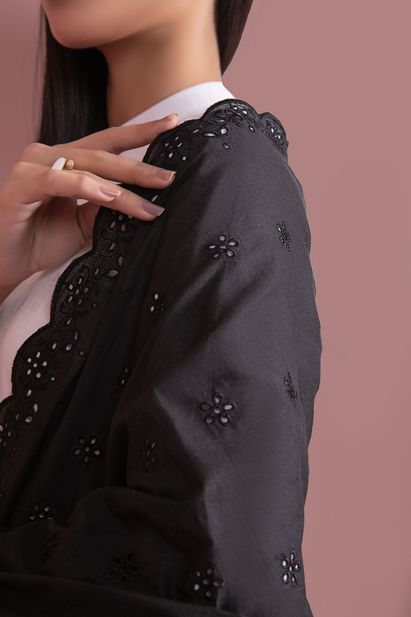 Embroidered Lawn Dupatta