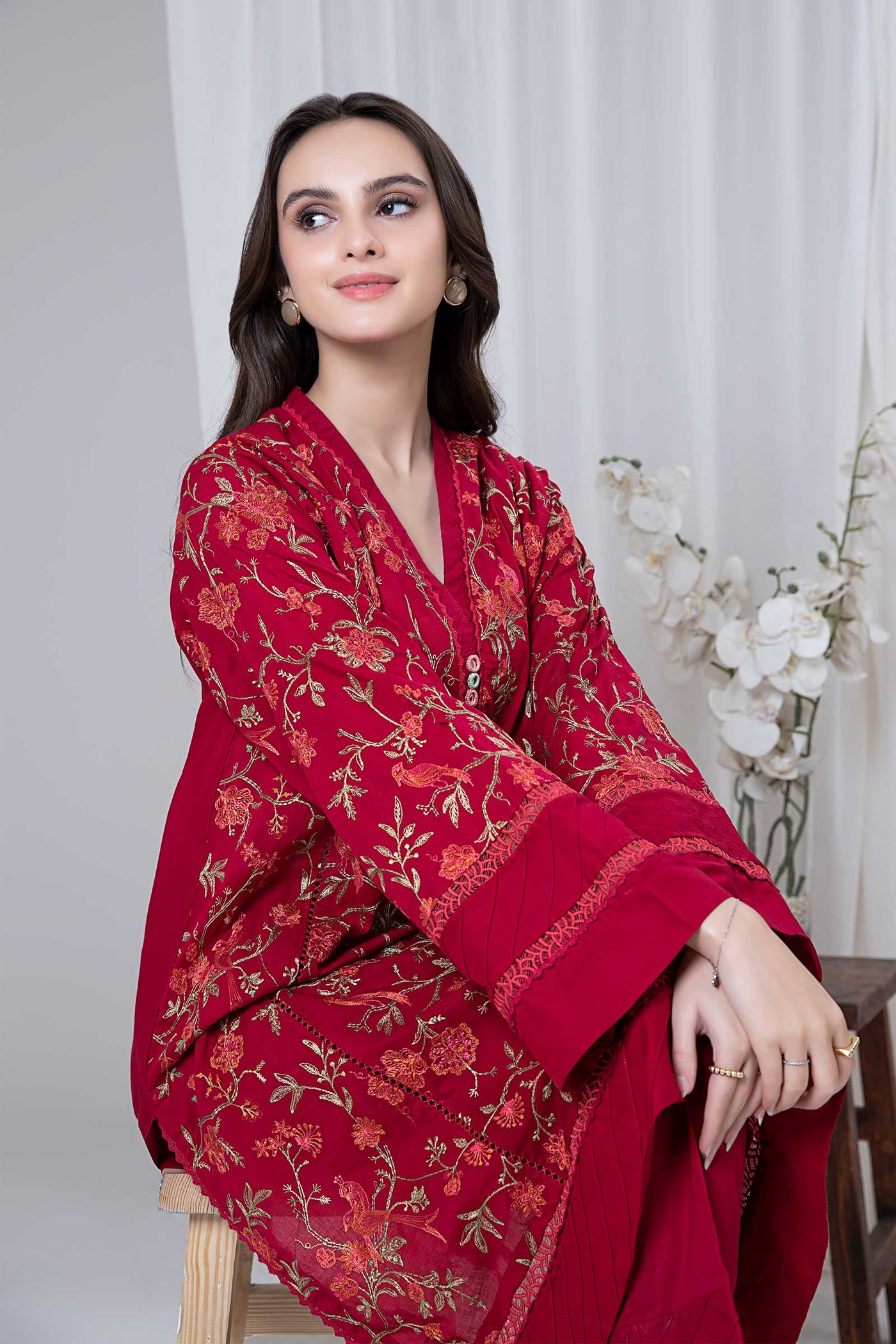 Embroidered Lawn Kurta