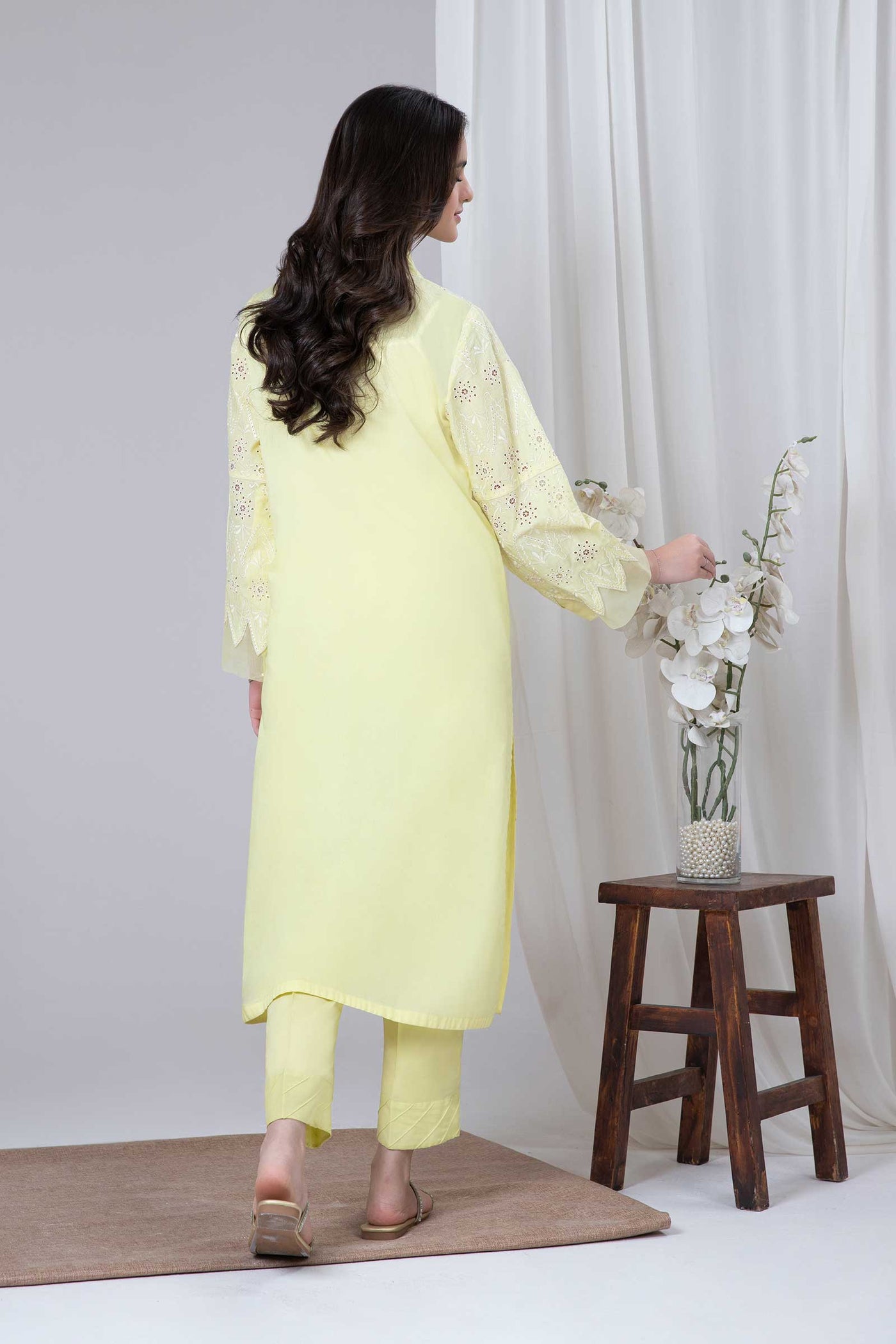 Embroidered Lawn Kurta