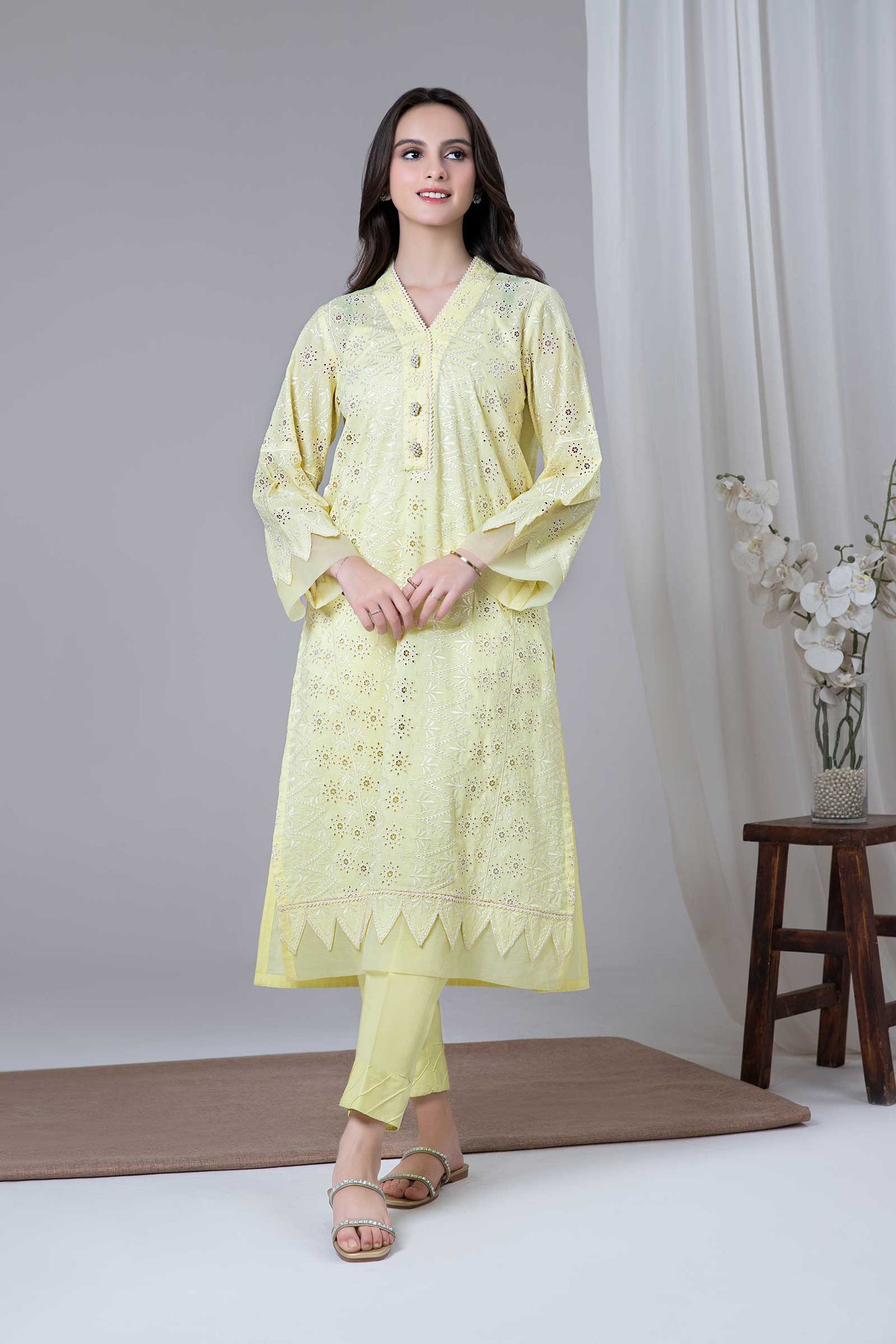 Embroidered Lawn Kurta