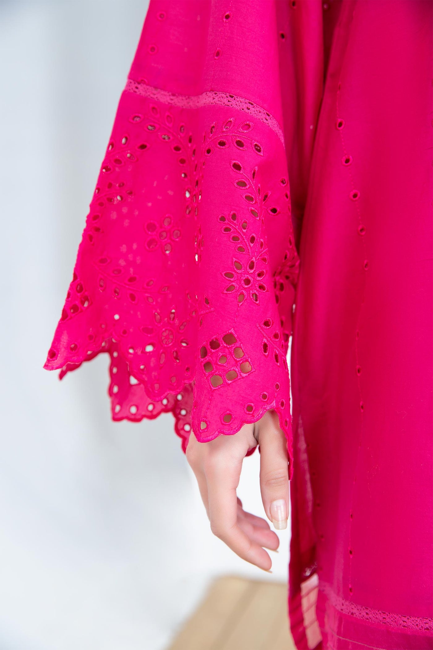 Embroidered Lawn Kurta