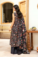 3 Pc Unstitched Printed Lawn Suit