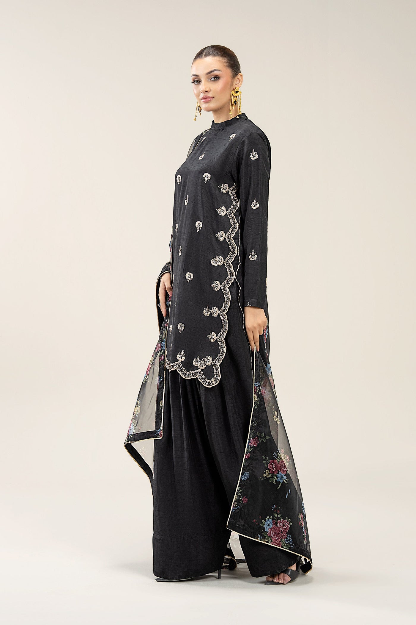 3 Pc Embroidered Bamberg Raw Silk Suit