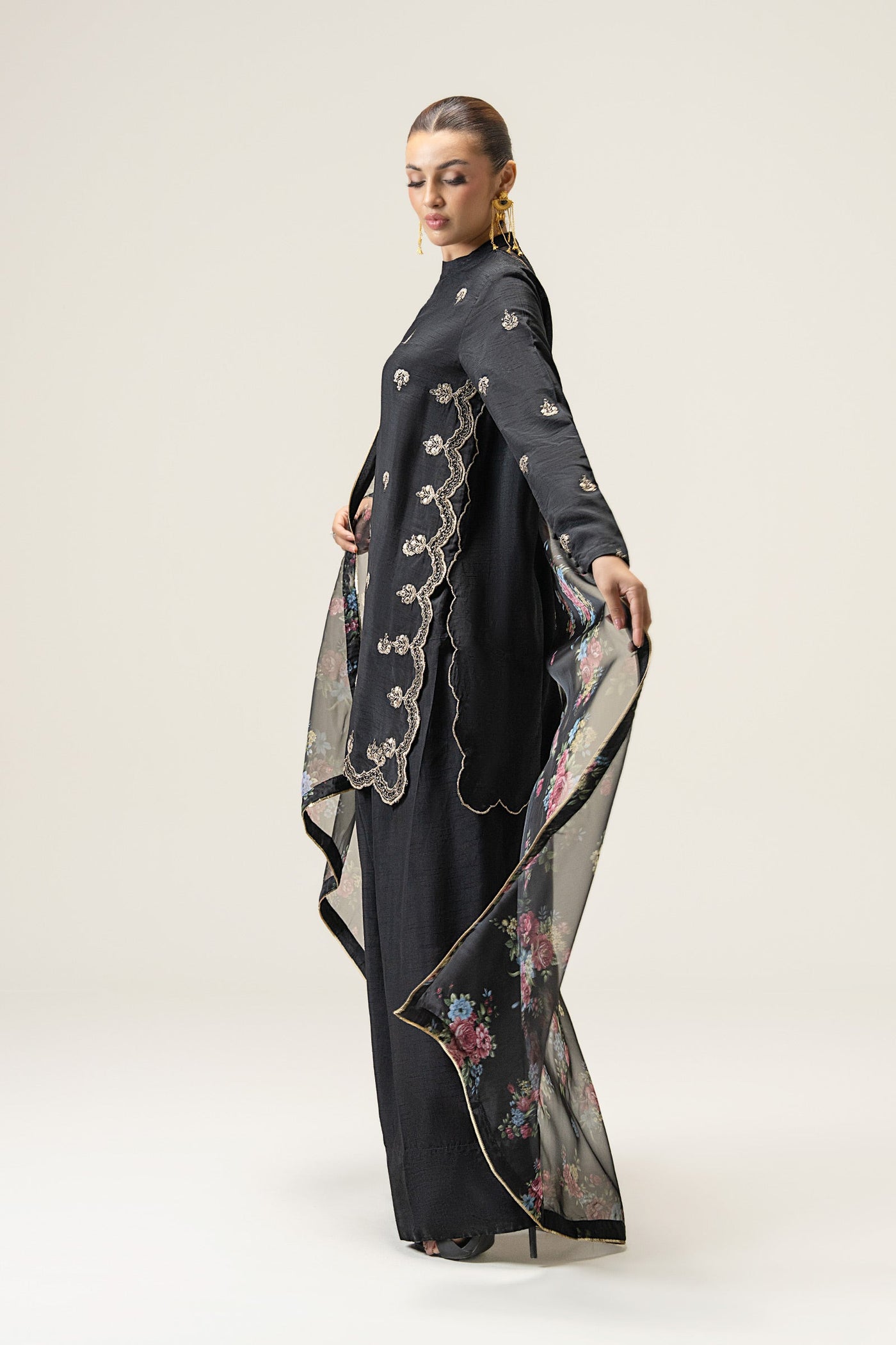 3 Pc Embroidered Bamberg Raw Silk Suit