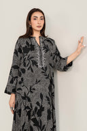 Embellished Arabic Lawn Shirt