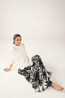 2 Pc Embroidered Arabic Lawn Skirt Set