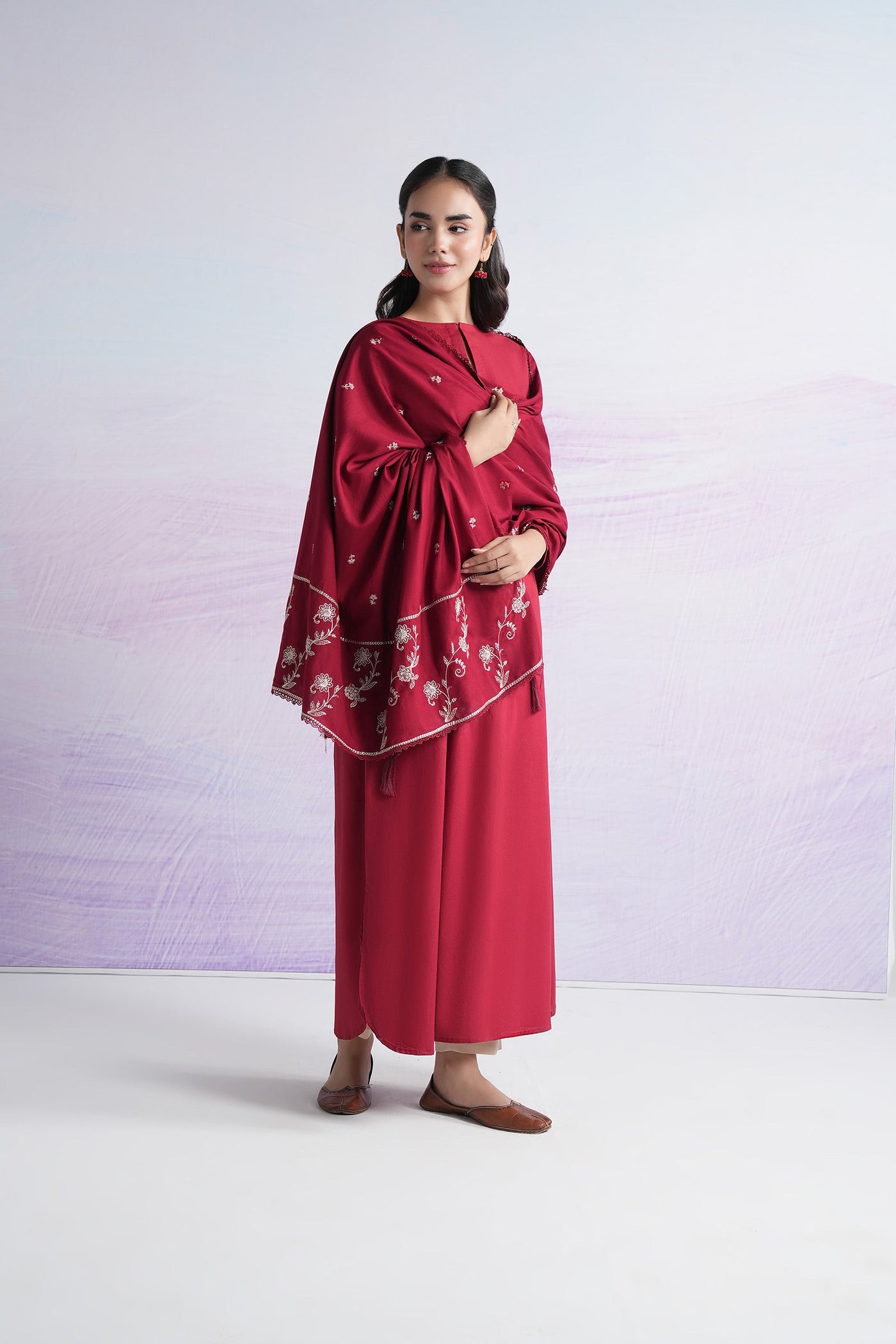 Embroidered Linen Viscose Shawl