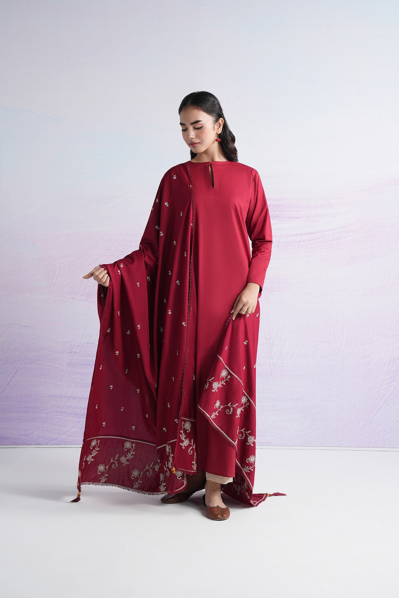 Embroidered Linen Viscose Shawl
