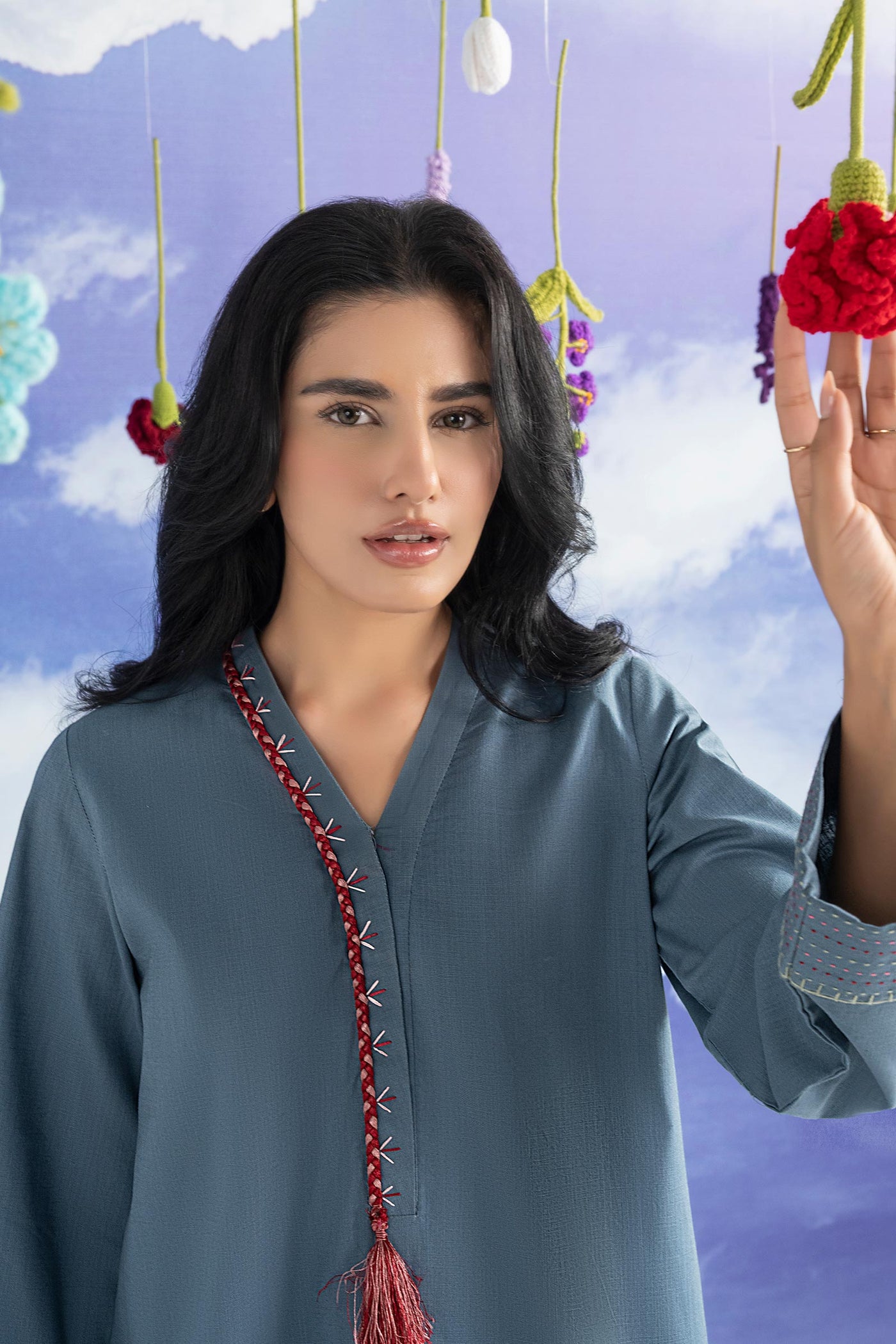 2 Pc Embroidered Crosshatch Suit