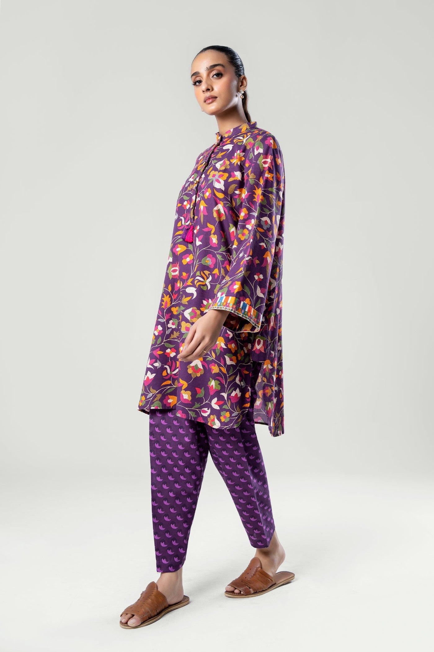 2 Pc Printed Khaddar Suit